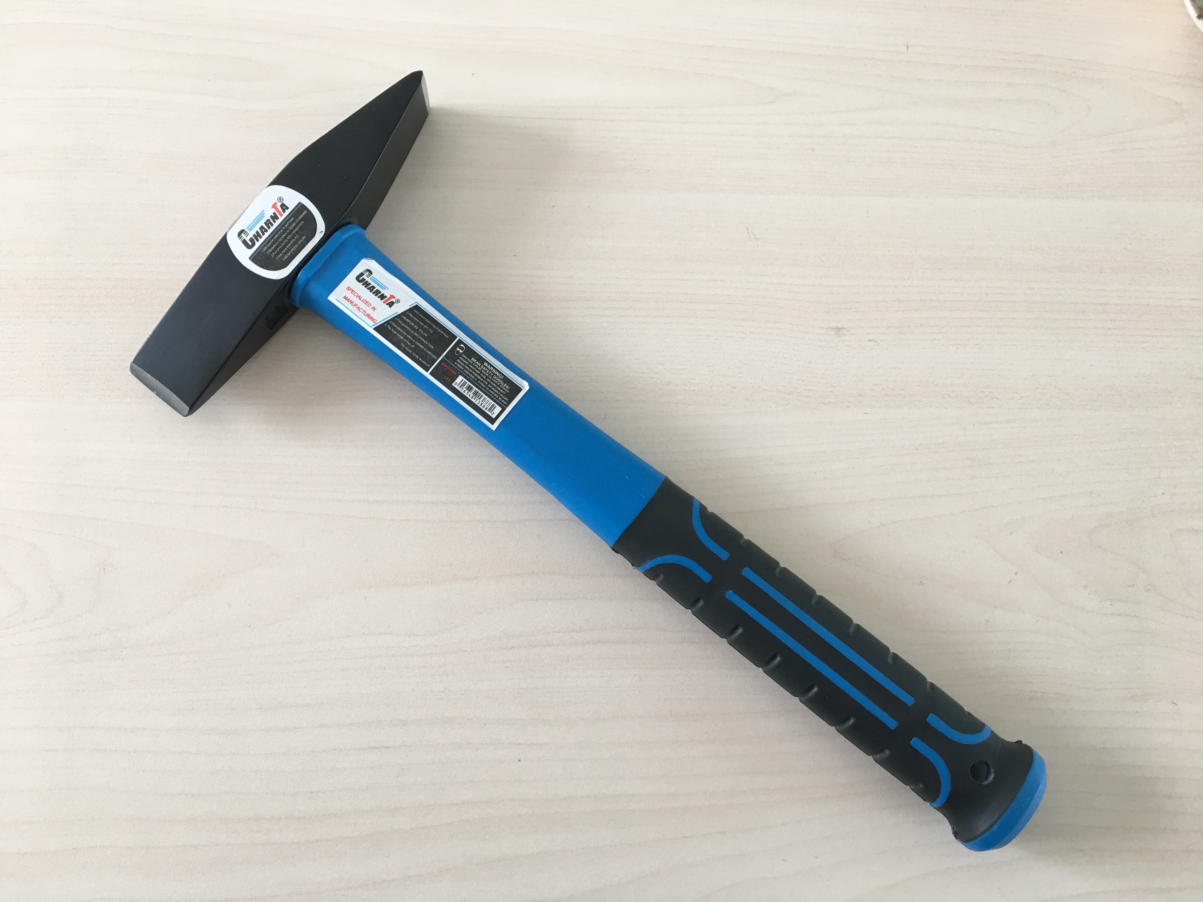 JIANGSU HOLLY CORPORATION HUAIAN CO., LTD. – tornillo de acero 1