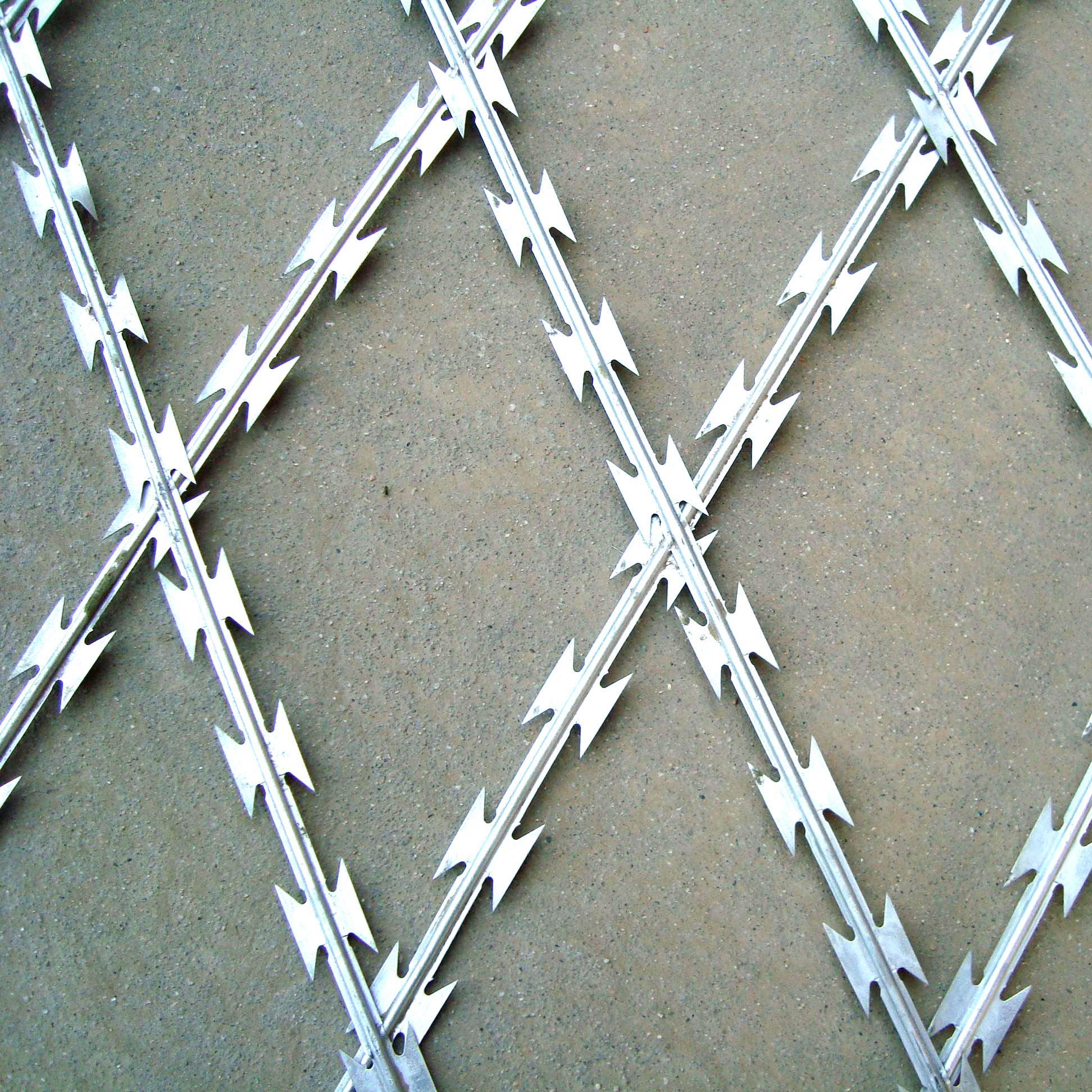 Razoe Wire